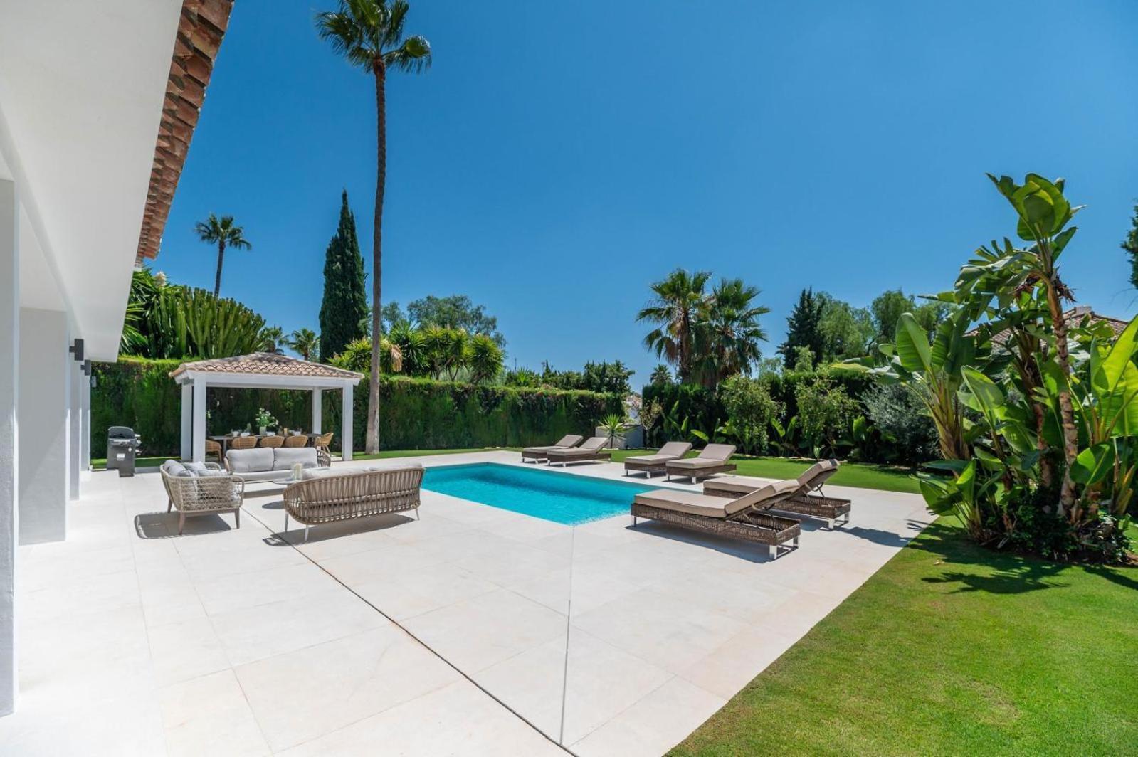 Luxury 5 Bed - Heated Pool * Marbella