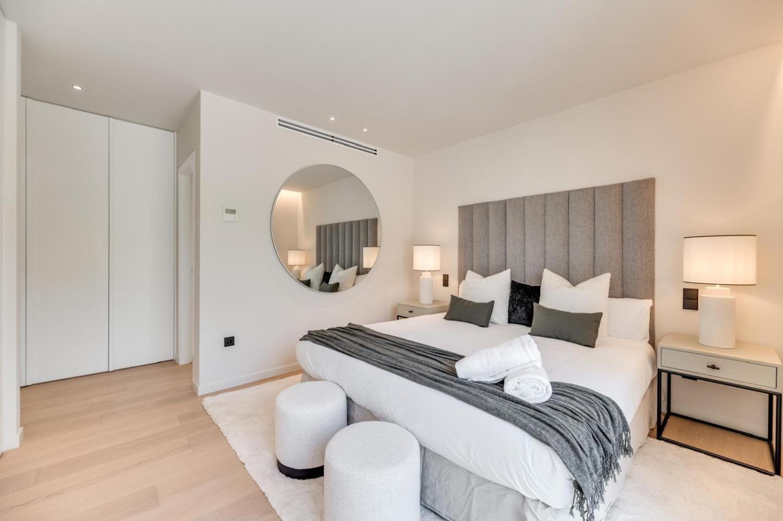Luxury 5 Bed - Heated Pool