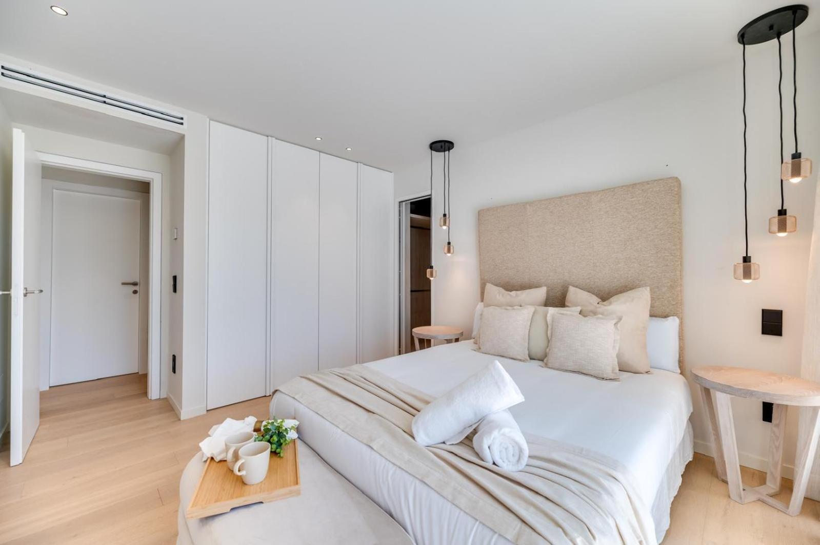 Luxury 5 Bed - Heated Pool Marbella